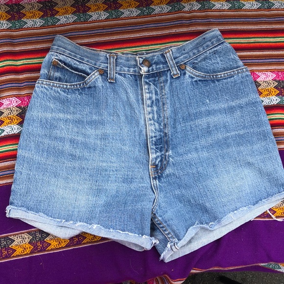 Levi’s orange tab high rise denim cut offs - Picture 1 of 3